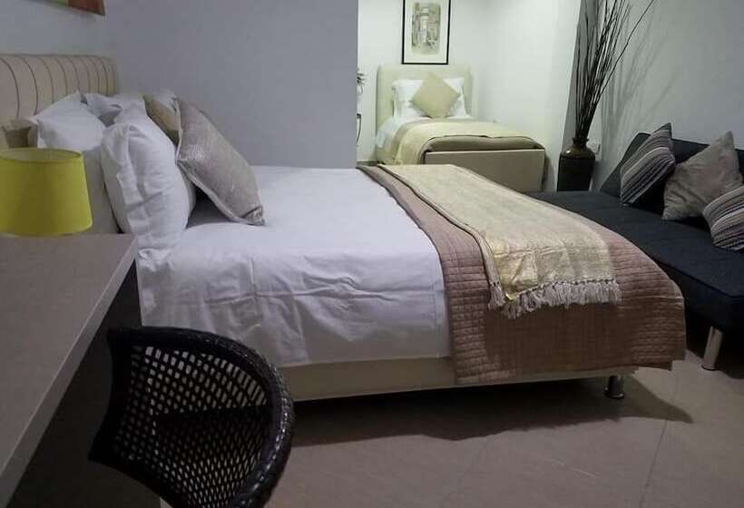 חדר משפחתי נוף לים, Relax Dhermi