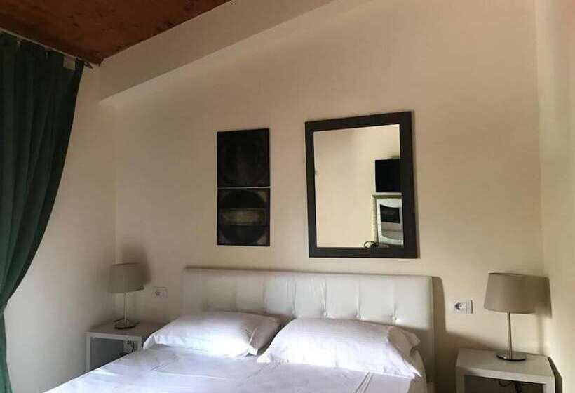 סוויטה נוף להרים, Relax Dhermi