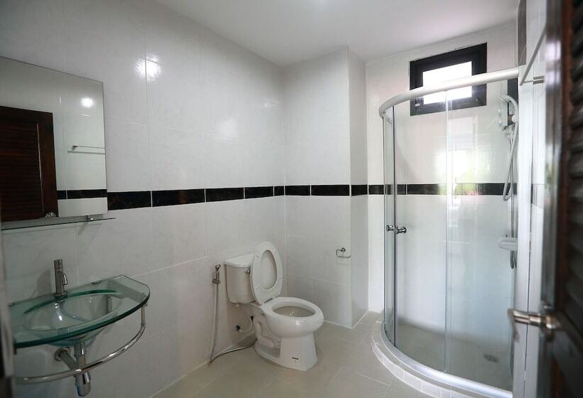 غرفة عائلية, Samui Natien Village