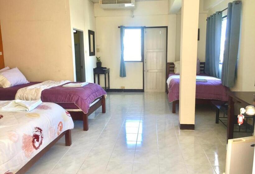 Családi Szoba, Sofia