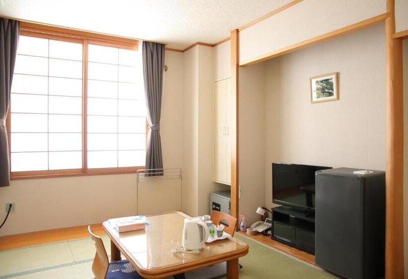 Economy Zimmer, ピンネシリ温泉望岳荘