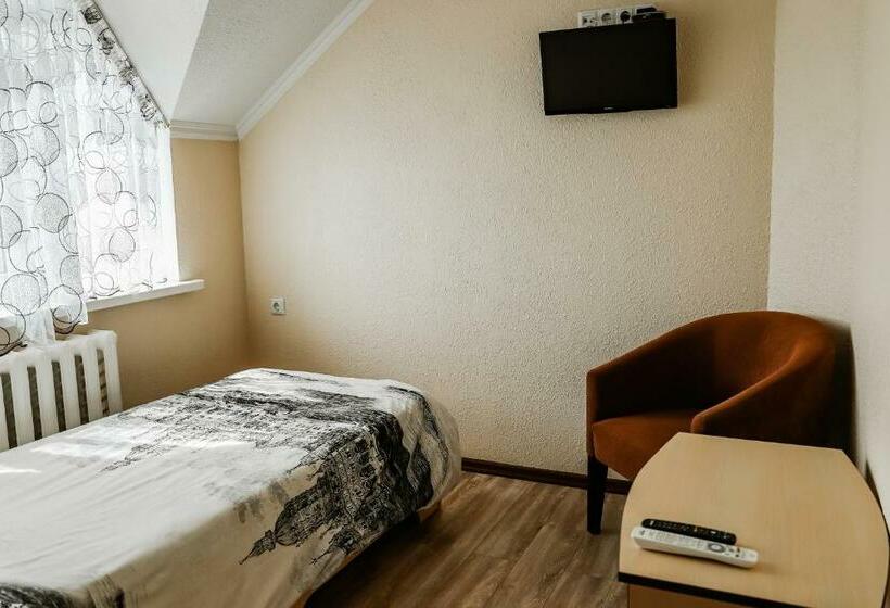 اتاق استاندارد یک نفره, Konus