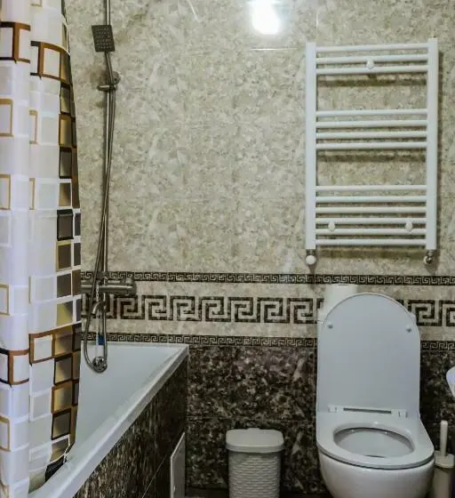 اتاق استاندارد سه تخته با بالکن, Konus