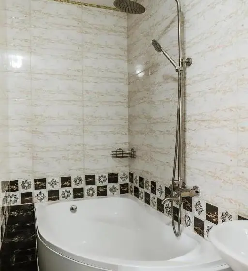 اتاق استاندارد با بالکن, Konus