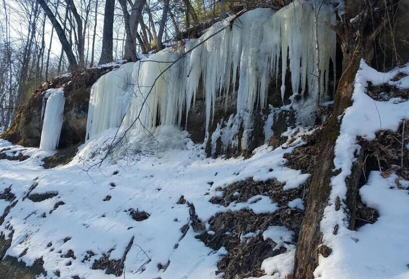 1ベッドルームハウス, Emerald Little Lodge