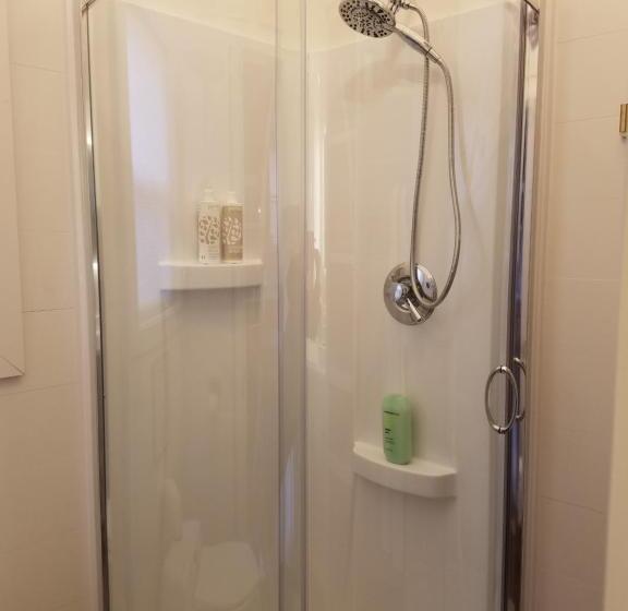 1ベッドルームハウス, Emerald Little Lodge