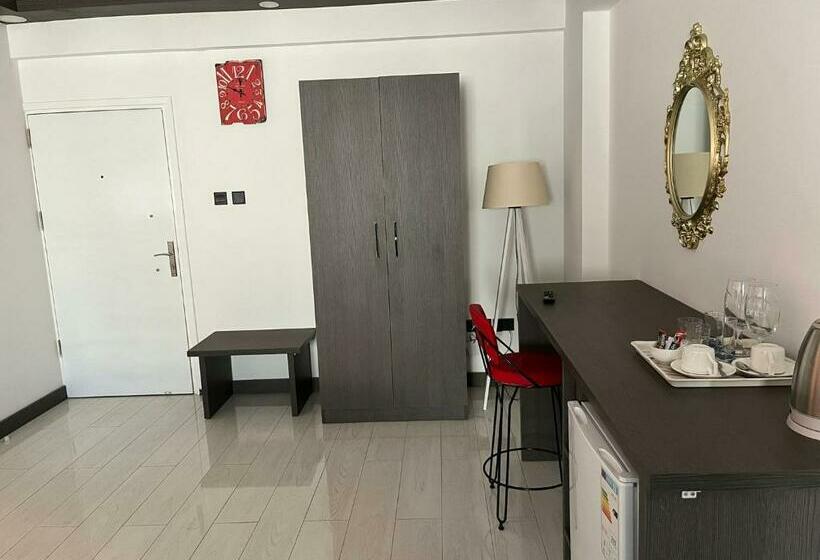 اتاق لوکس, Tiana Boutique