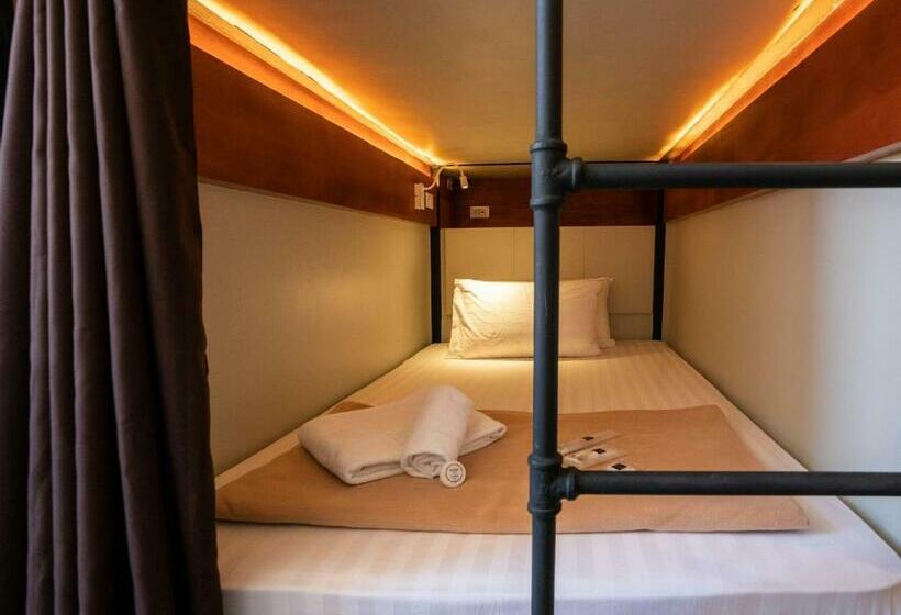 تختخواب در اتاق مشترک, Kommons By Kamino