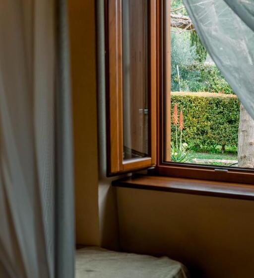 غرفة قياسية ثلاثية, Agriturismo La Sena