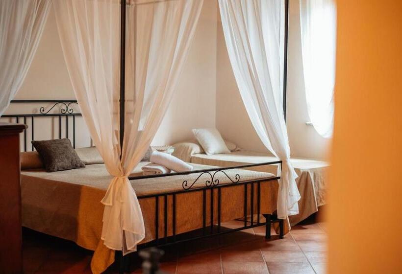 غرفة كلاسيكية رباعية, Agriturismo La Sena