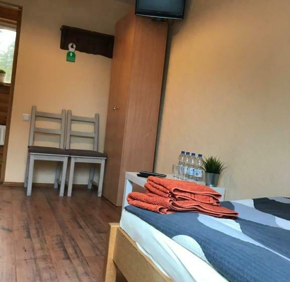 اتاق استاندارد سه نفره, Zakumuiza