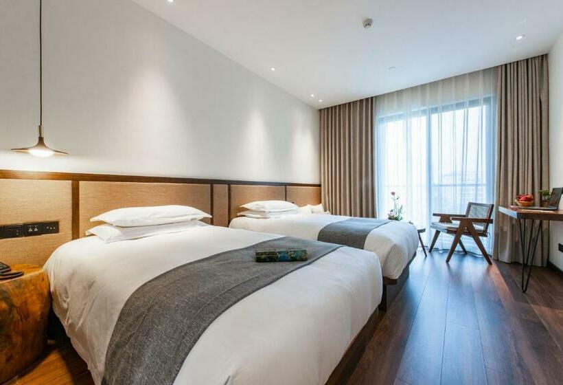 Quarto Deluxe, Liangyun Ssaw Boutique