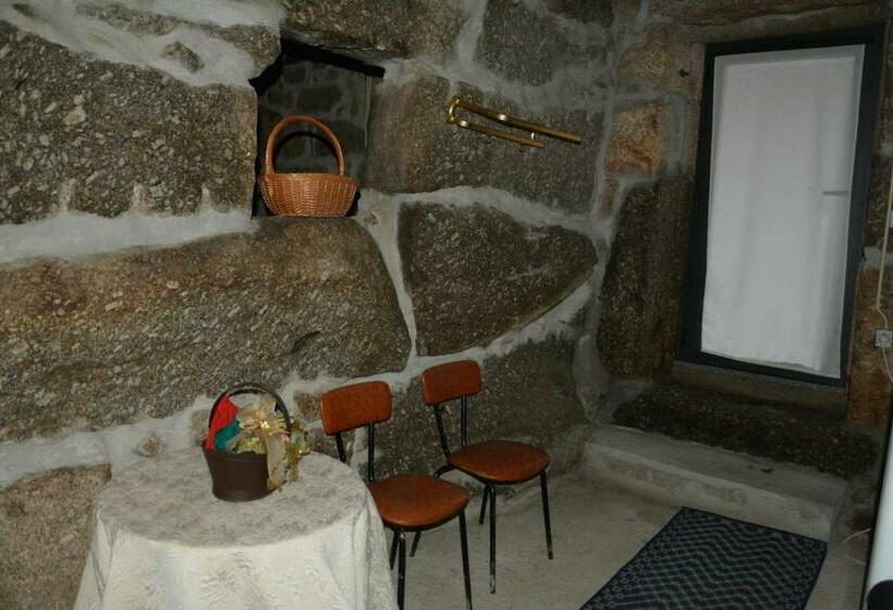 Дом 2 Спальни, Quinta Do Vale