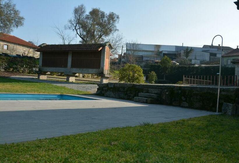 Casa 2 Dormitorios, Quinta Do Vale