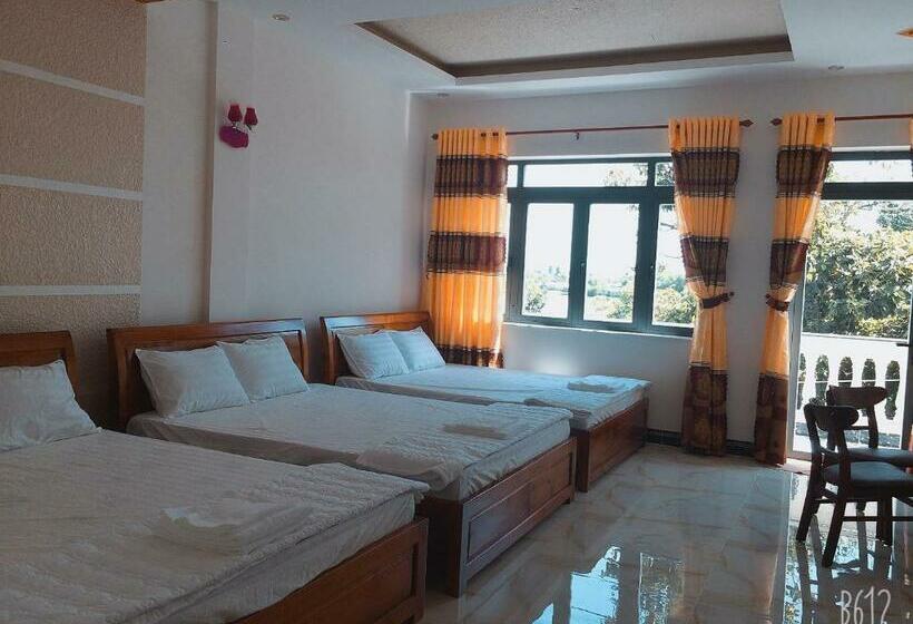 اتاق خانوادگی, Motel Quốc Việt