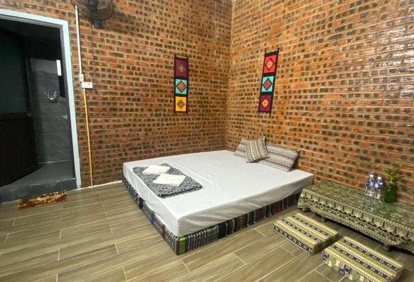 Economy Triple Room, Hakuna Matata Homestay Mai Châu