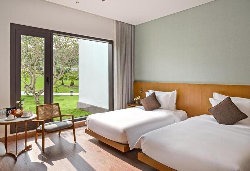 اتاق استاندارد با چشم‌انداز, The Five Villas & Resort Ninh Binh