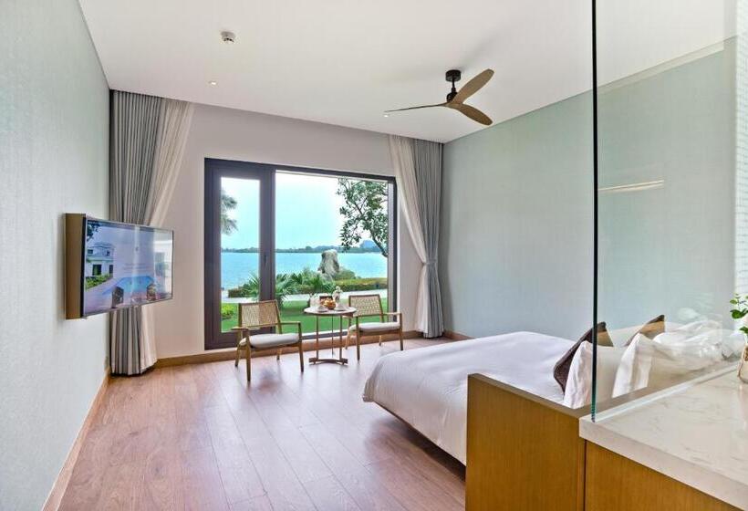 اتاق استاندارد با چشمانداز دریاچه, The Five Villas & Resort Ninh Binh
