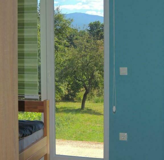 اتاق استاندارد چهار تخته, Hostel Villa Popović