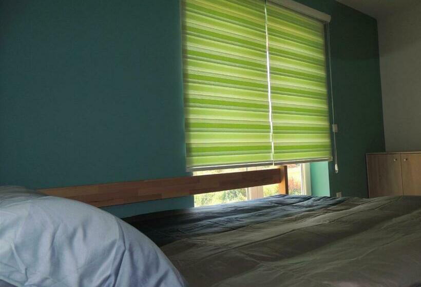 اتاق استاندارد چهار تخته, Hostel Villa Popović