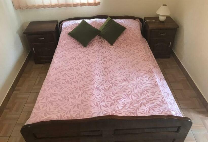 آپارتمان 2 خوابه, Restoran Sa Sobama Za Iznajmljivanje Mali Raj