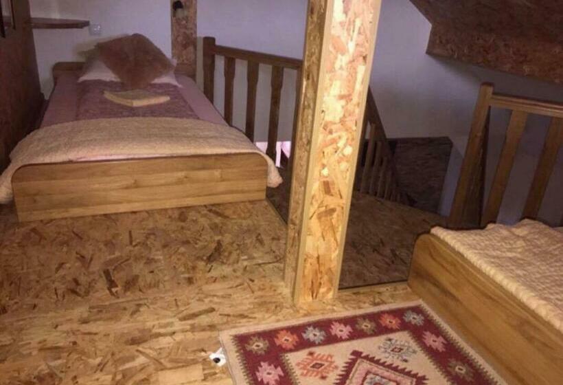 آپارتمان 2 خوابه, Restoran Sa Sobama Za Iznajmljivanje Mali Raj