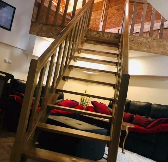 آپارتمان 2 خوابه, Restoran Sa Sobama Za Iznajmljivanje Mali Raj