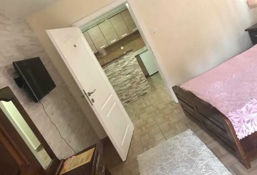 اتاق استاندارد, Restoran Sa Sobama Za Iznajmljivanje Mali Raj