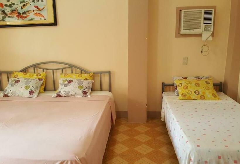 Economy Triple Room, Merly S Place