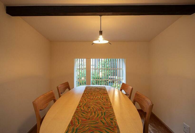 Hus 3 Soveværelser, 内子の宿 織