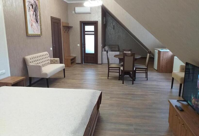 جناح مطلّ علي الحديقة, усадьба  у артура