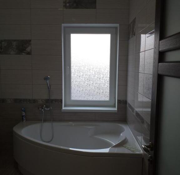 جناح مطلّ علي الحديقة, усадьба  у артура