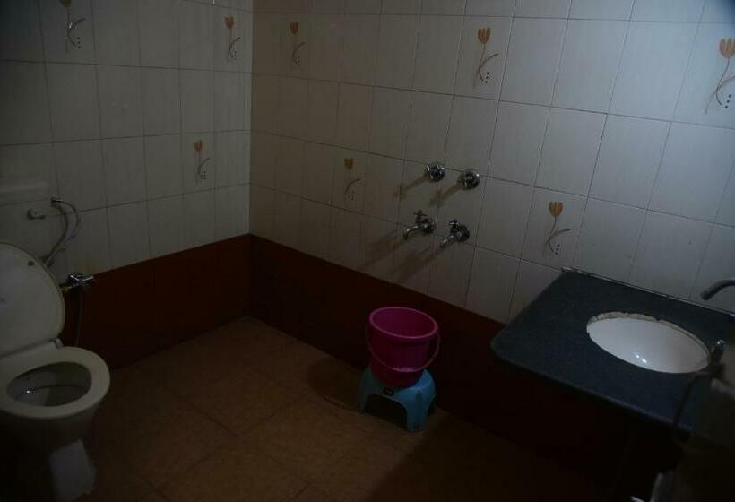 エコノミールーム, Green Park