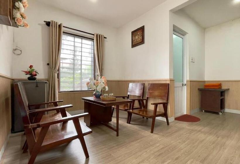 اتاق خانوادگی با چشمانداز باغ, Homestay Minh Tú