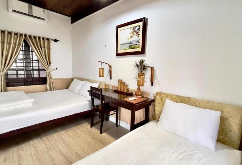 اتاق خانوادگی با چشمانداز باغ, Homestay Minh Tú