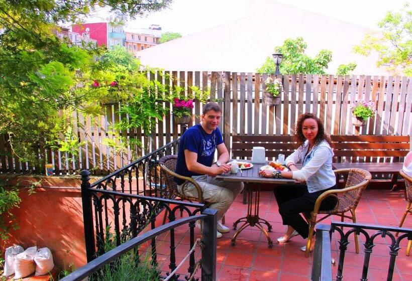 סוויטה משפחתית, Olive Garden Suite