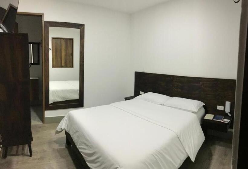 غرفة قياسية, Saval Jerico