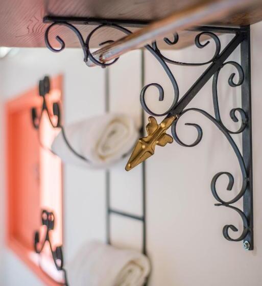 غرفة ديلوكس مزوَّدة بجاكوزي, Saval Jerico