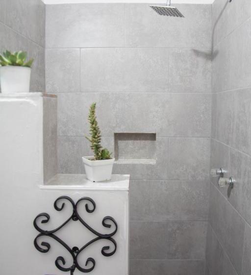 غرفة ديلوكس مزوَّدة بجاكوزي, Saval Jerico