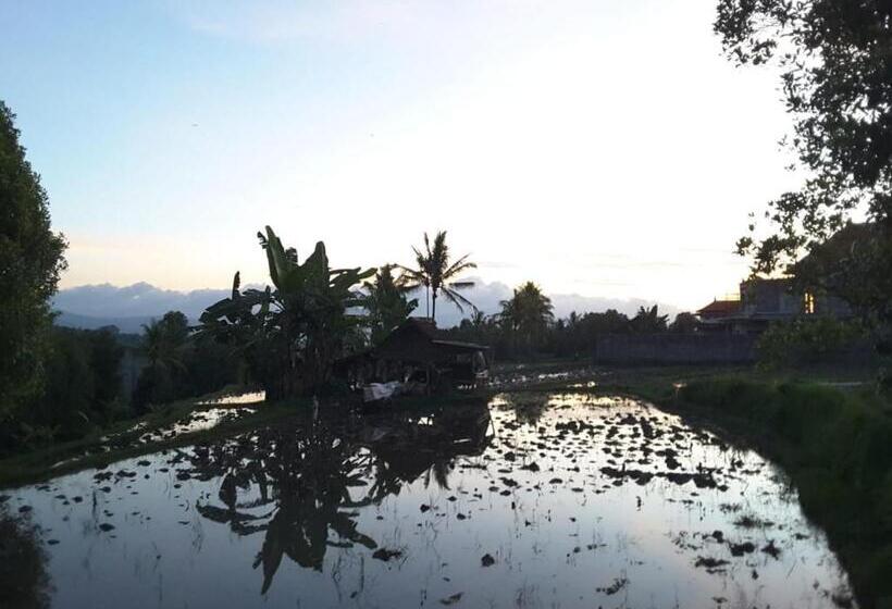 בונגלו סטנדרט עם נוף לגינה, Adhitya Dharma Guest House