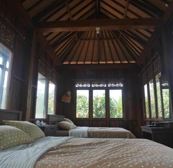 浴室共有ファミリールーム, Adhitya Dharma Guest House