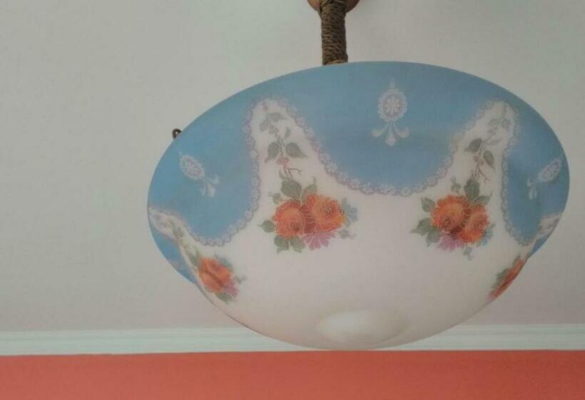 스탠다드 룸 공동 욕실, Cottage Poe