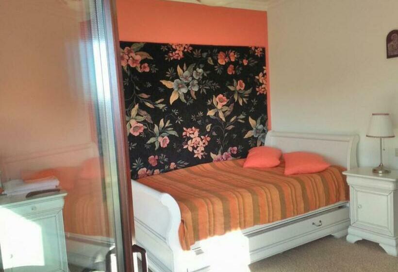 스탠다드 룸 공동 욕실, Cottage Poe