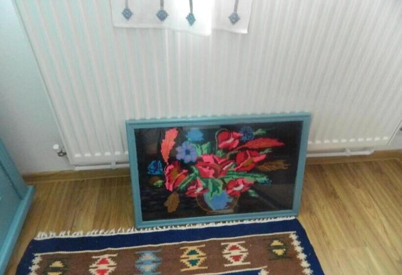 기본룸, Cottage Poe