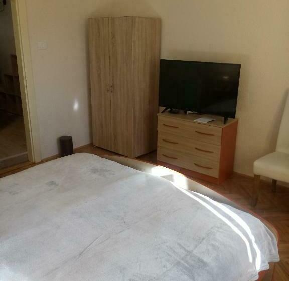 اتاق استاندارد با تخت بزرگ, Gostilna Tratnik