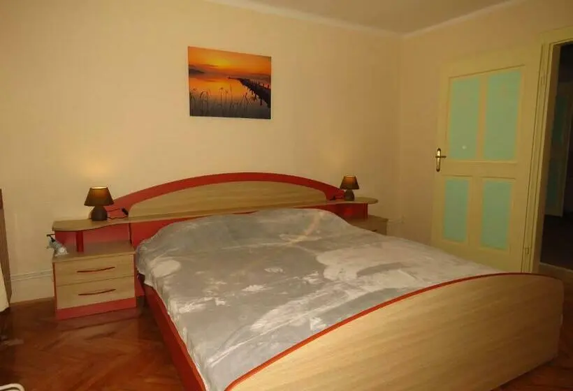 اتاق استاندارد با تخت بزرگ, Gostilna Tratnik