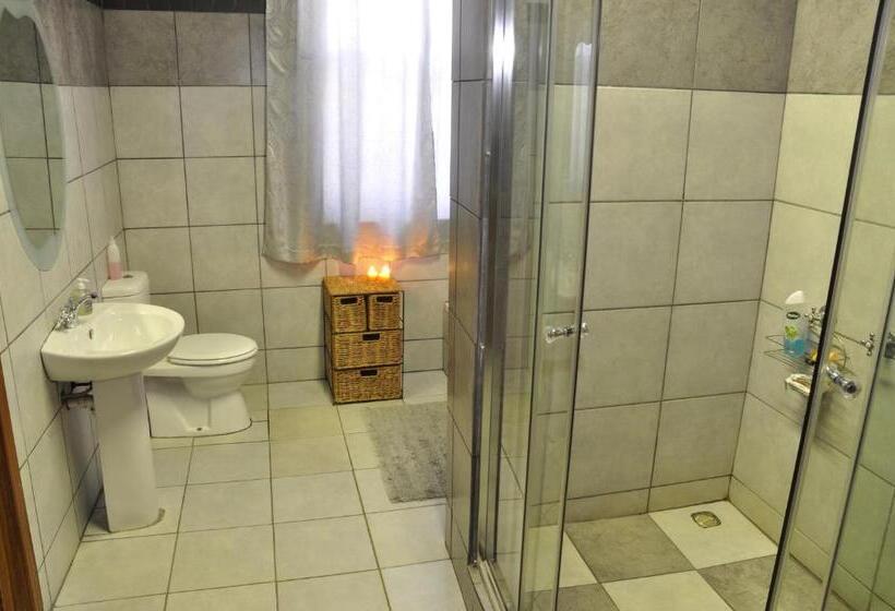 غرفة ديلوكس, Huisie Ommie Hoek