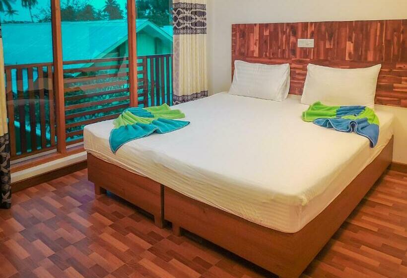 اتاق لوکس با بالکن, Seena Inn