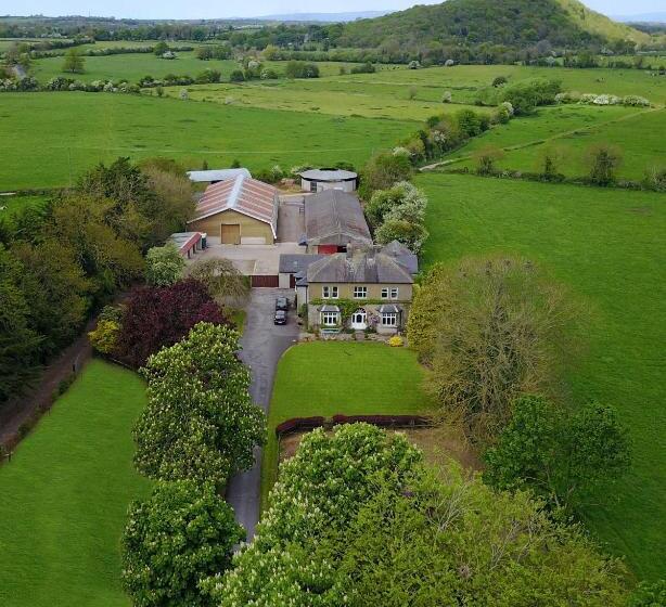 Standard room with outdoor bath, Garrane House