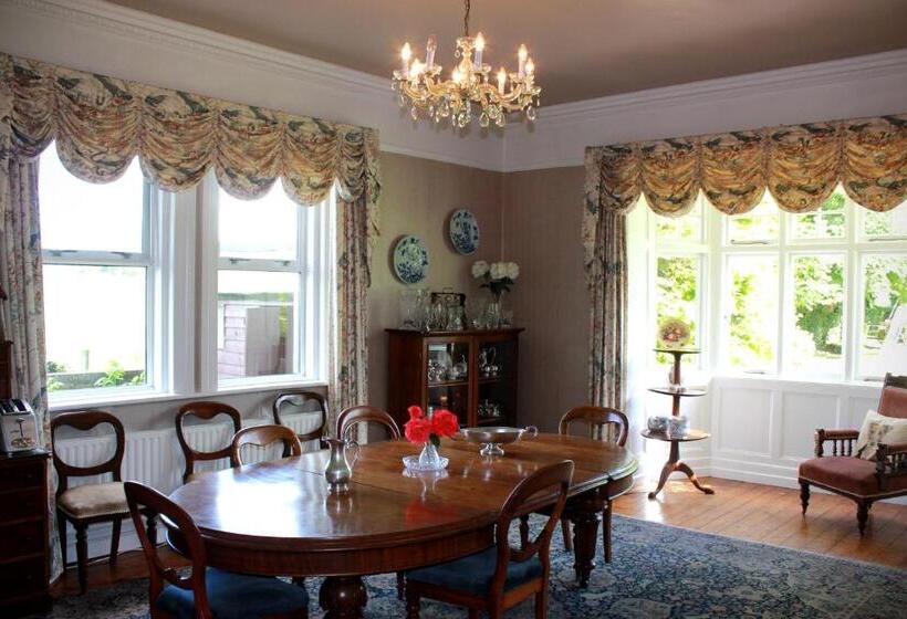 Standard room with outdoor bath, Garrane House